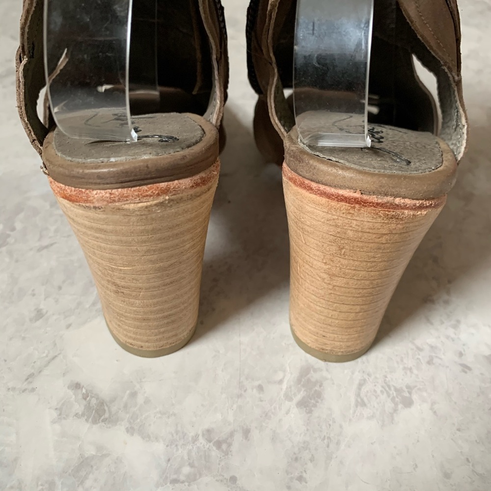 Free People Collection Effie Taupe Heeled Sandals - Picture 5 of 7